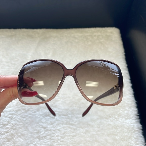 GUCCI 60mm Oversized Square Sunglasses - Picture 9 of 13